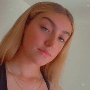 Meet your Posher, Kaitlyn